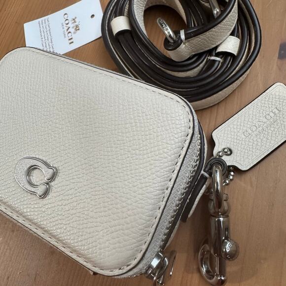 NWT ❤️ Coach Pouch Crossbody Chalk - Picture 9 of 13